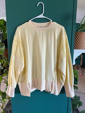 Oddi Pale Yellow Crewneck Sweatshirt Eyelet Floral Crochet